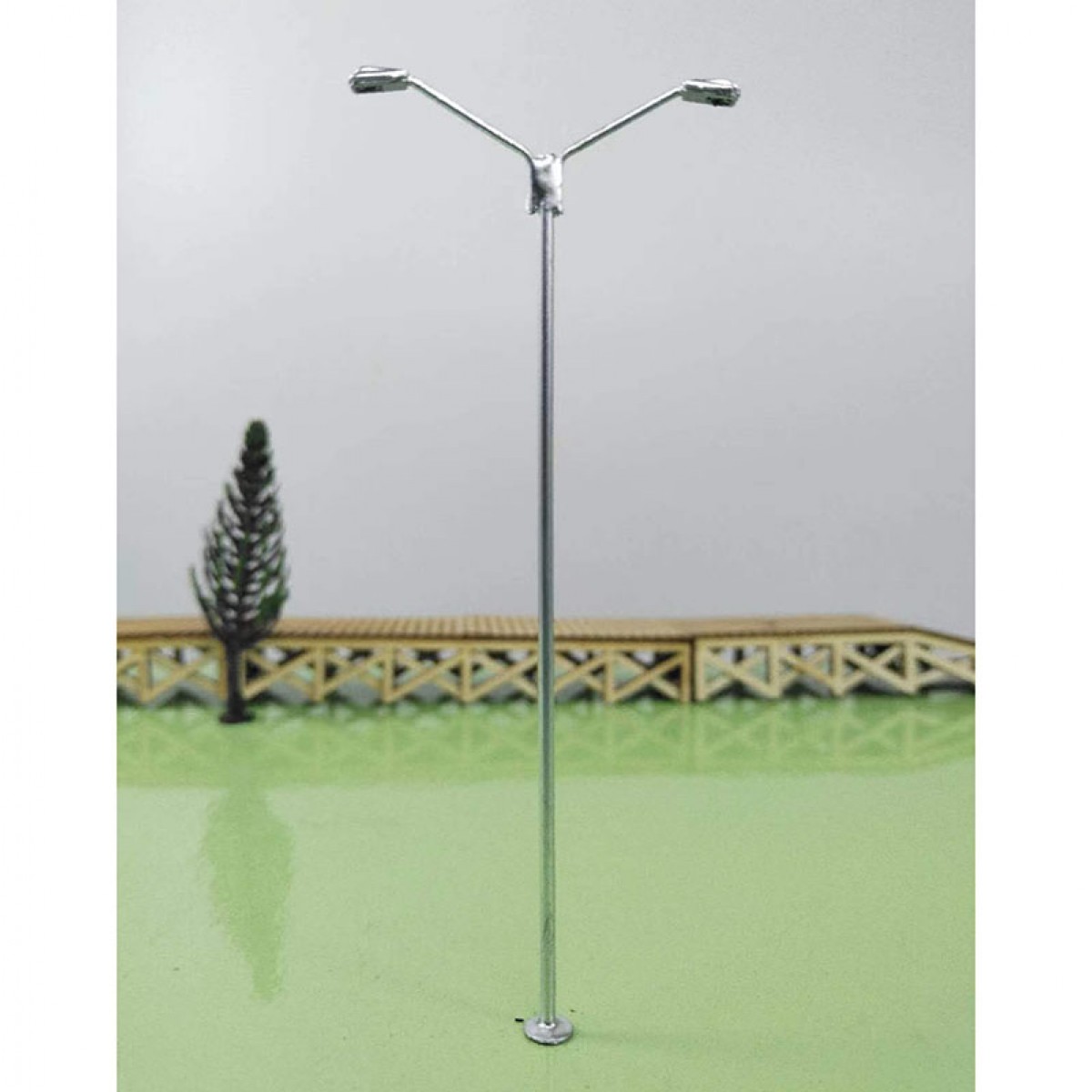 2 x HO scale LED street lights model train railroad station lamp posts #SL001D